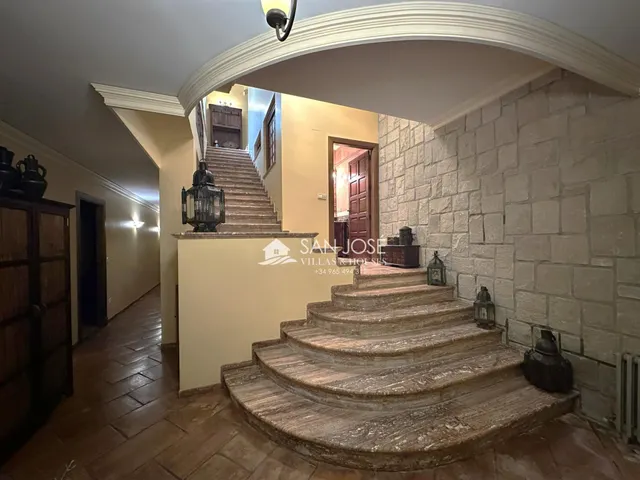 VENTA DE CHALET DE LUJO EN NOVELDA — 39