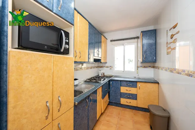 Piso de 3 dorm. en Las Gabias, con APARCAMIENTO. — 4