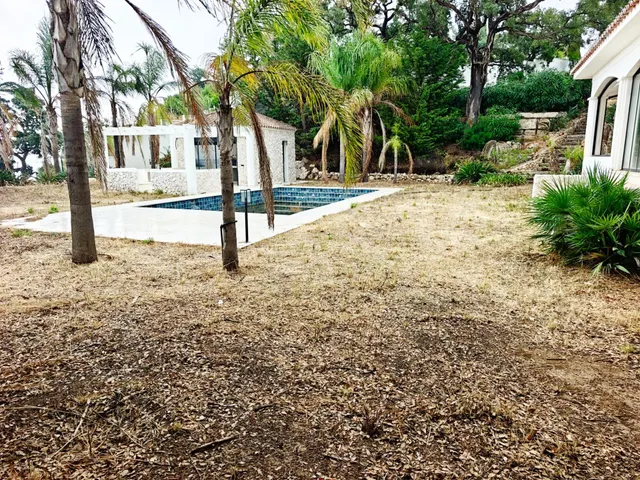 Villa semi reformada en la Mairena, 485m2 útiles, 3000m2 parcela, vistas abiertas a la montaña y mar al fondo — 28