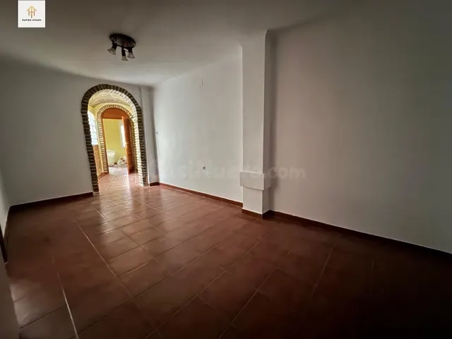 🏡 Adosado con patio privado en Parte Antigua de Cáceres, EN  - foto 5