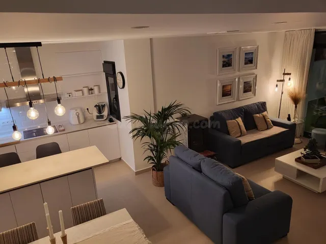 Vivienda con piscina privada y amplio jardín en Almoradí — 10
