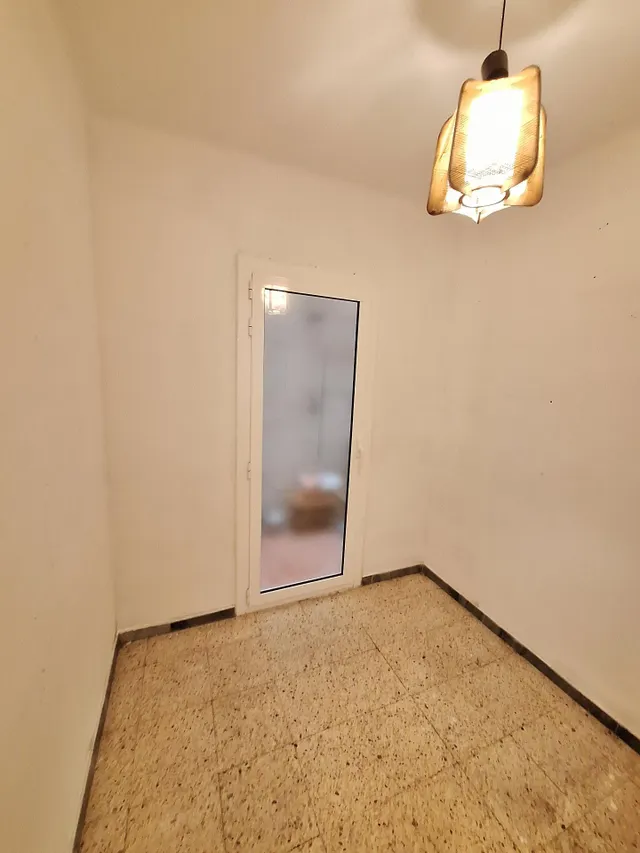 PIS  A VILANOVA DEL CAMÍ — 23