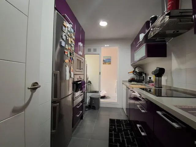 Se vende piso de dos habitaciones, garaje, trastero y piscina comunitaria en Algeciras, rinconcillo. — 7