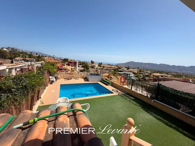 Amplio pareado en la nucia con piscina privada — 3