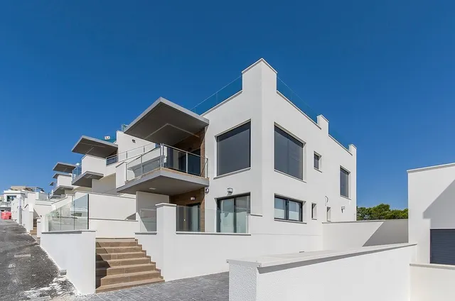BUNGALOWS DE NUEVA CONSTRUCCIÓN EN SAN MIGUEL DE SALINAS — 7