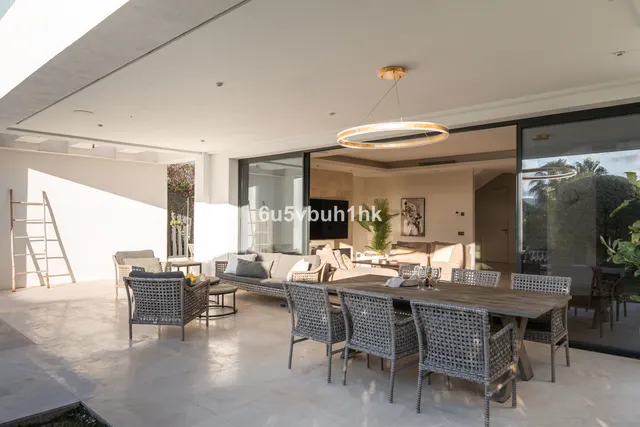 Chalet 6 habitaciones 476m² en venta - Marbella — 48