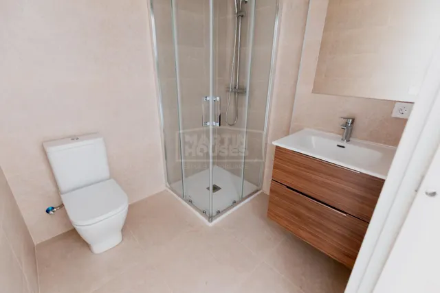 Si buscas una vivienda nueva a estrenar, con jardín privado y en pleno centro, este piso es una oportunidad única. — 20