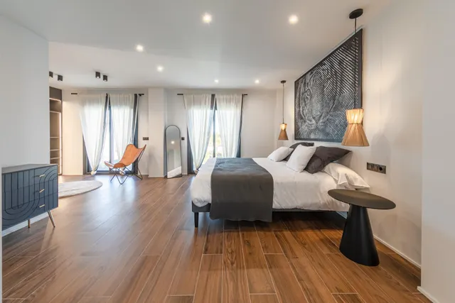 Exclusividad, diseño y privacidad en una de las mejores zonas residenciales de Sevilla — 48