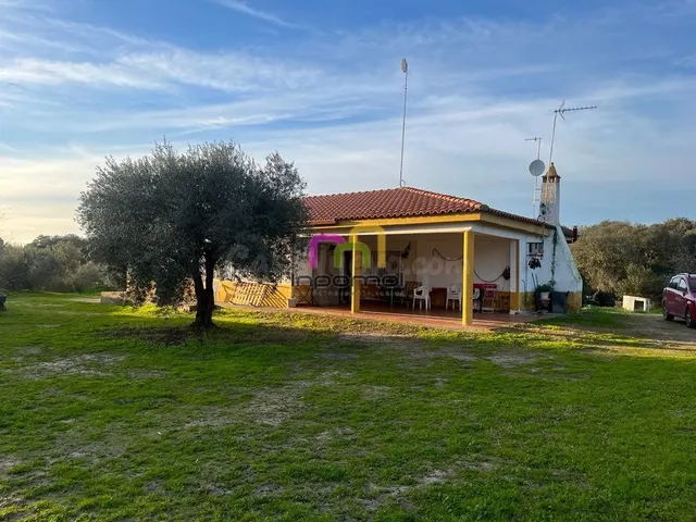 PARCELA DE ENSUEÑO CON CASA Y PISCINA EN VENTA - foto 2