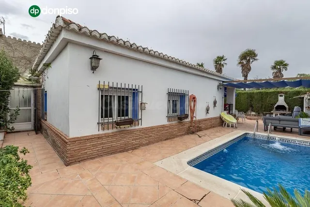 CASA CON PISCINA EN URB LOS CHOPOS - LAS GABIAS — 2