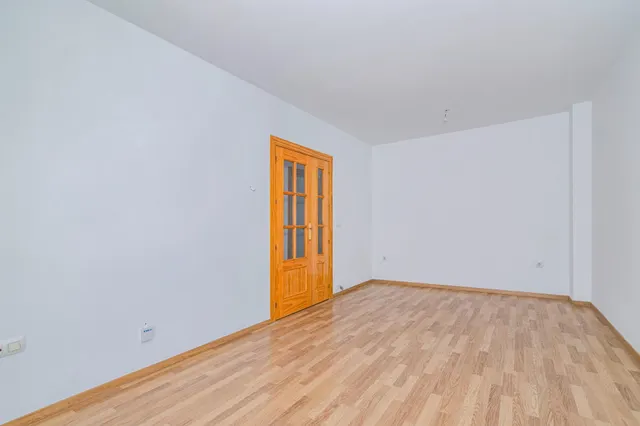 ADOSADA DE 4 DORMITORIOS EN BELICENA — 12