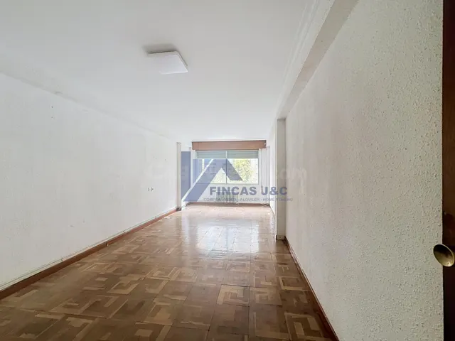 Piso en Avda. Madrid; Crea tu hogar desde cero — 3