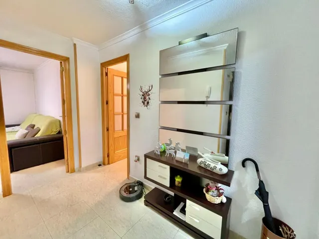 Piso exterior de 3 dormitorios en Miralbaida – Listo para entrar a vivir — 32