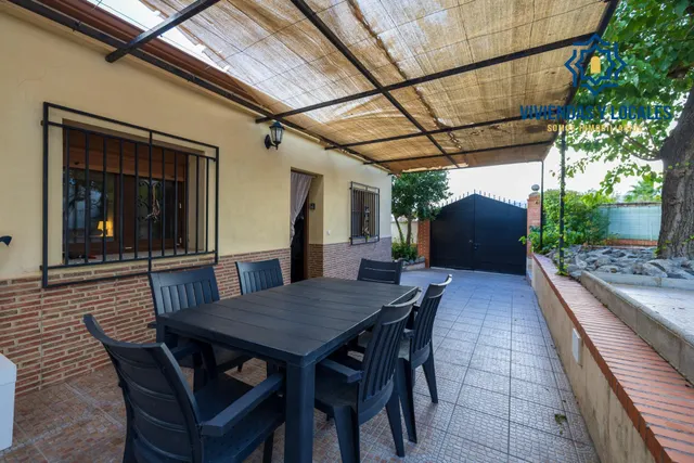 Casa 2 habitaciones 68m² en venta - Otura — 18