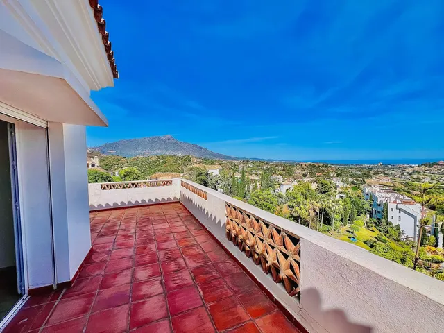 Chalet 4 habitaciones 565m² en venta - Universidad - Los Lirios — 30