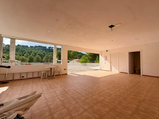 Casa de obra nueva con piscina a 10 minutos de vilanova i la geltrú — 25