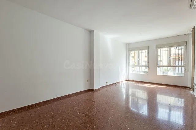 ADOSADO EN HUETOR VEGA - foto 4