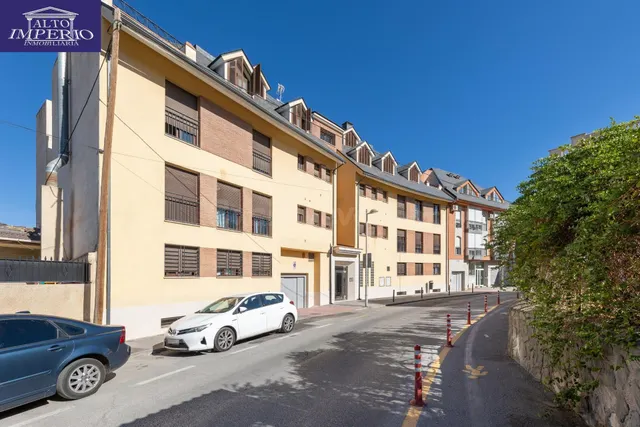 ÁTICO DÚPLEX EN EL BARRIO DE MONACHIL. - foto 2