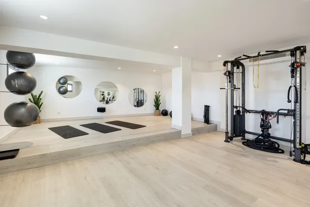 Chalet 7 habitaciones 615m² en venta - El Madroñal — 28