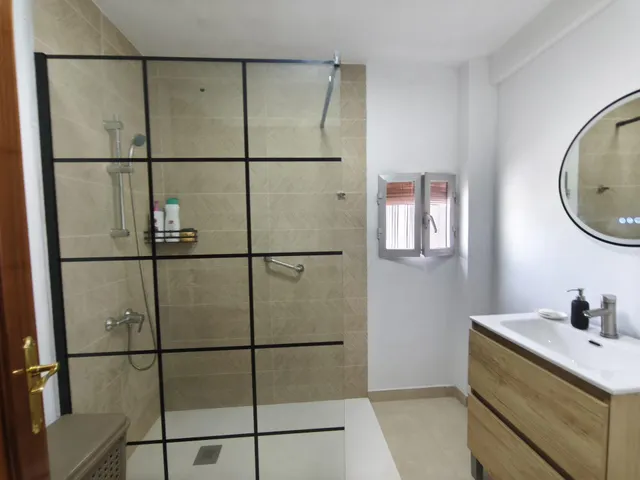 ESPECTACULAR CASA EN VENTA EN SAN ANTONIO (EL CARPIO) — 12