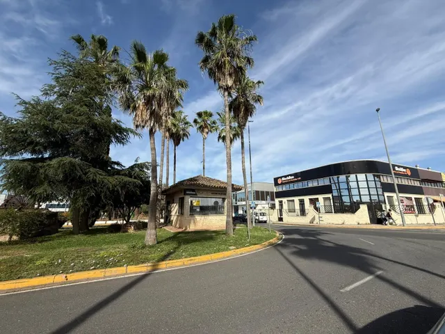 Nave industrial 324m² en venta - Andalucia - foto 2
