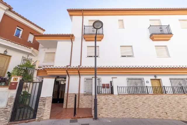 Piso de 2 dormitorios con vistas a la montaña en Güéjar Sierra – Granada — 36