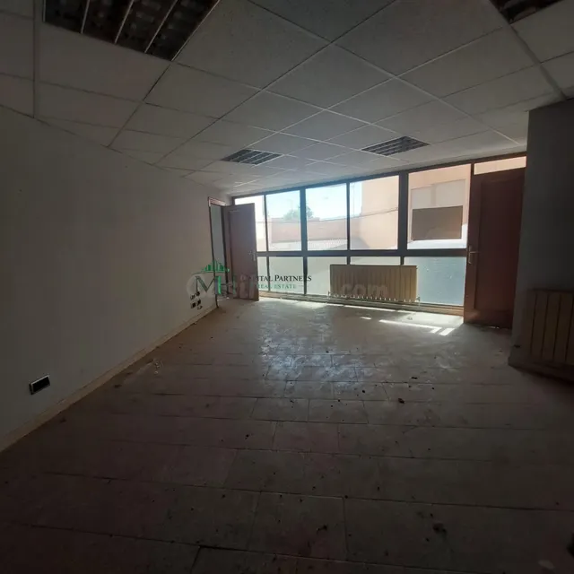 Amplia Oficina en Najera con Potencial para Transformación - foto 4