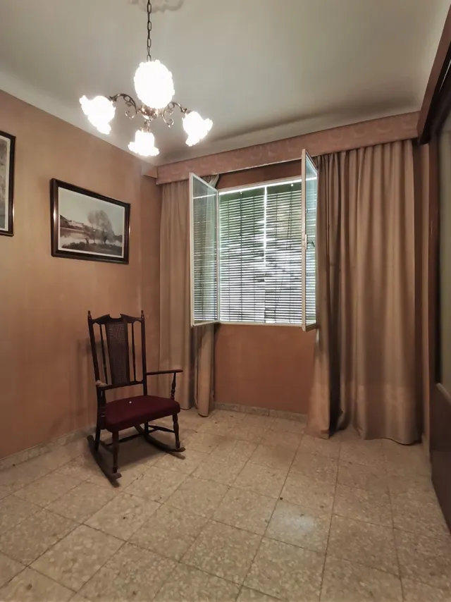 CASA A LA VENTA EN ZONA AVENIDA DE LA CONSTITUCION — 19