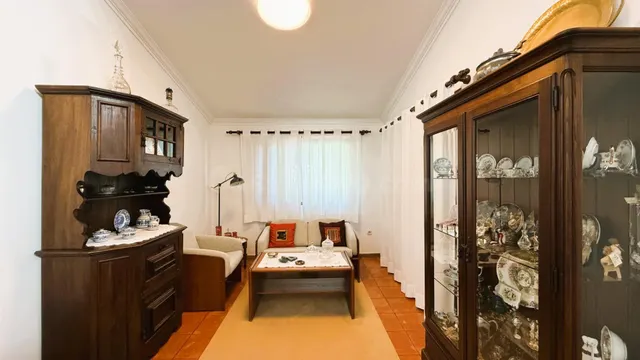 Casa 4 habitaciones 299m² en venta - Aver-o-Mar - Amorim - T - foto 3