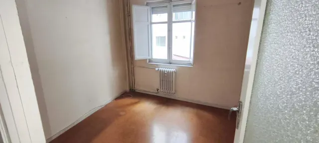 Piso en Venta en Calle Panaderos - Oportunidad de Inversión para Reformar — 15
