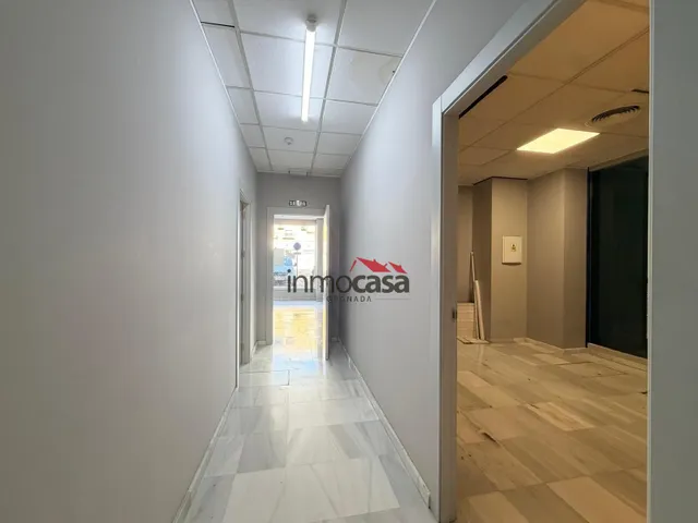 Local comercial 185m² en alquiler - San Miguel — 35