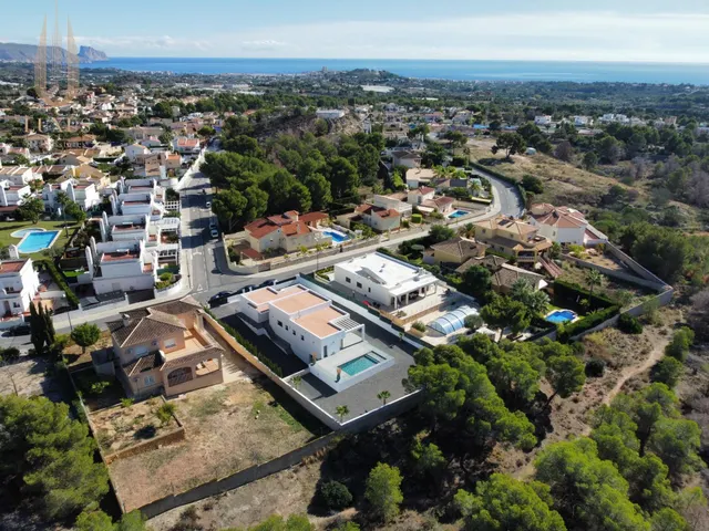 Villa en una sola planta con privacidad y bonitas vistas — 45
