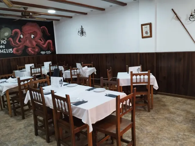 SE VENDE RESTAURANTE EN SANTIAGO DE LA RIBERA — 7