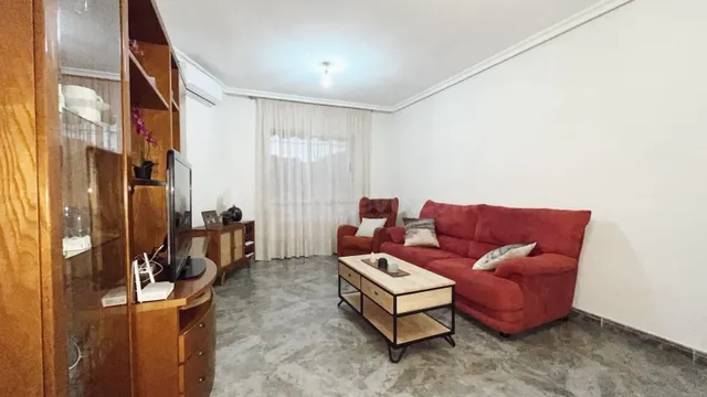 Dúplex con amplio garaje en sótano, cerca de la playa de Los Alcázares — 5