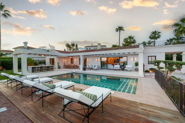 Chalet 4 habitaciones 241m² en venta - Marbella — 7