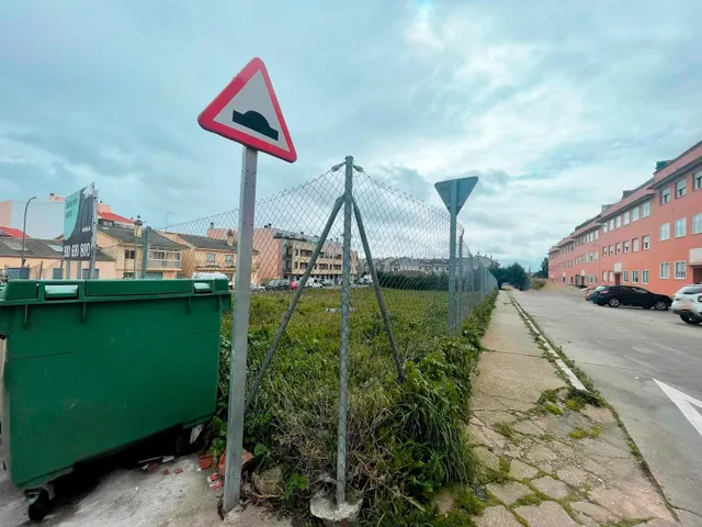 Urbis te ofrece una parcela en venta en Aldeaseca de la Armuña, Salamanca. — 2
