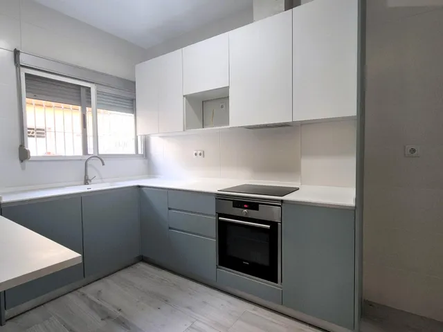 Amplia y luminosa casa reformada en zona llombai, Burriana — 6