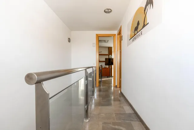 Edificio de 3 plantas destinado a oficinas junto a Centro Comercial Serrallo — 41