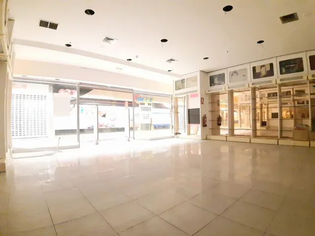 Local comercial en Alquiler en Vigo Pontevedra — 4