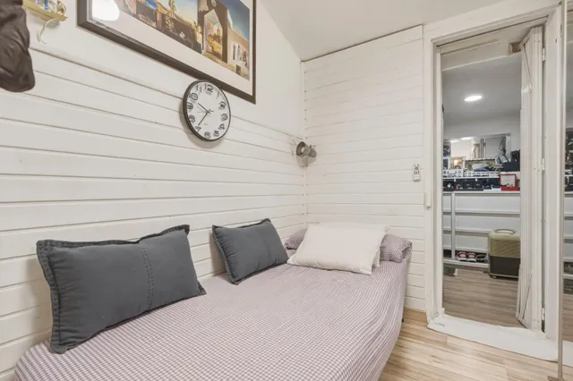Casa con piscina y gran privacidad en parcela de 1.000 m2 — 30