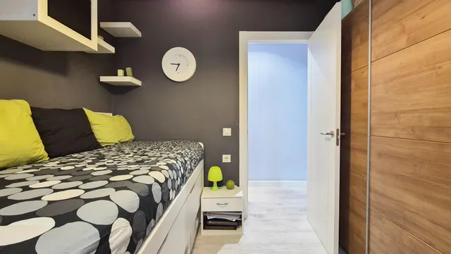 PISO VENTA SALAMANCA. Urbis te ofrece un piso reformado en venta en Garrido Sur, Salamanca. — 34
