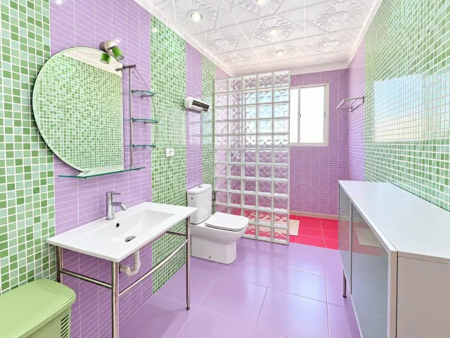 Vivienda de cuatro dormitorios con balcón en Arucas - Santidad — 28