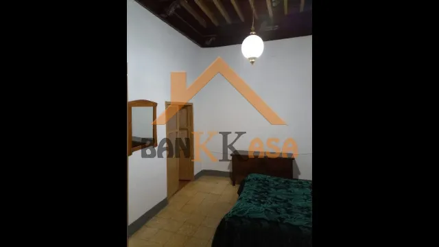 SE VENDE CASA CON LOCAL ABAJO EN FIÑANA ZONA CENTRO — 31