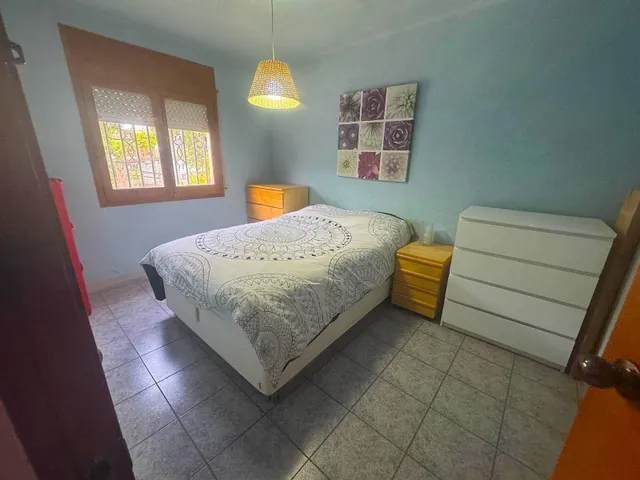 Casa en planta baja y con piscina en parcela de 1250m2 — 13