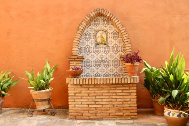 GRANADA — 8