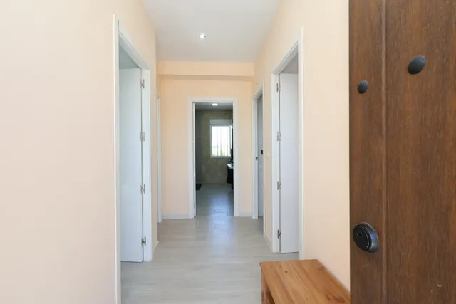 Casa reformada con piscina en parcela de 2.500 m2 (urbano y rústico) — 48