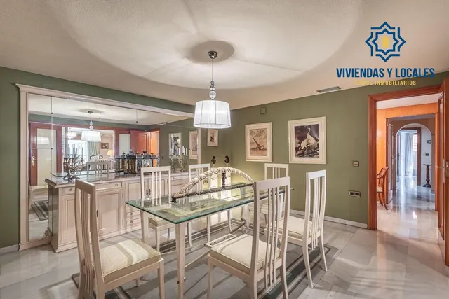 EXCLUSIVO PISO CON JARDÍN PRIVATIVO EN UNA DE LAS MEJORES URBANIZACIONES DE GRANADA — 24