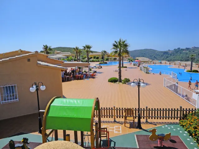 Extraordinarios apartamentos de 3 dormitorios a la venta en Benitachell con vistas panorámicas. — 7
