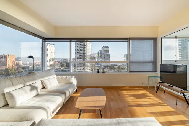 PISO CON VISTA AL MAR — 9