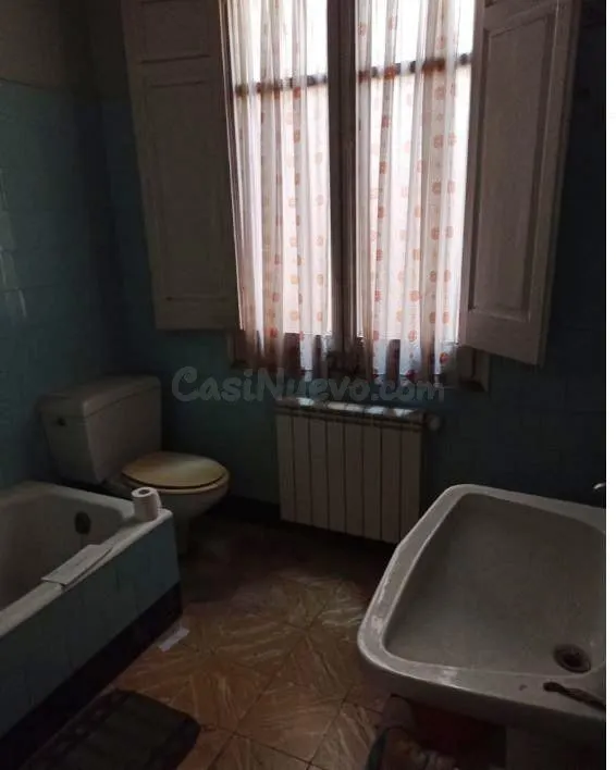 CASA ADOSADA CON GARAJE DE 100M2 Y TERRAZA 17M2 - foto 4